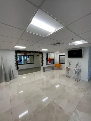 $249,000 | 919 Hillcrest Drive, Unit 704, Hollywood, FL 33021