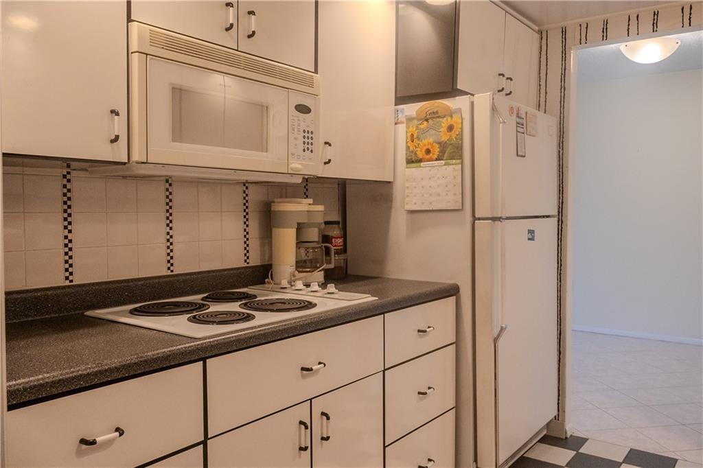 5600 Munhall Road, Unit 901 Pittsburgh, PA 15217 - Photo 7 of 38 Gallery Image 7