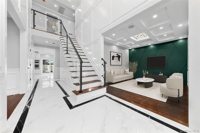 $1,550,000 | 71 Cedar Street, Hicksville, NY 11801