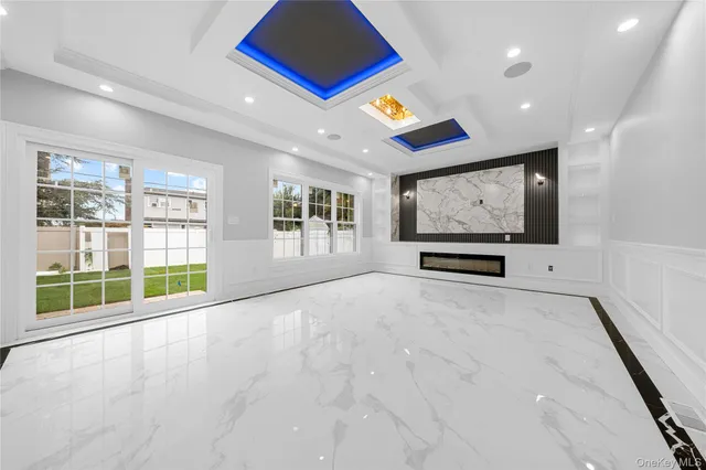 $1,550,000 | 71 Cedar Street, Hicksville, NY 11801