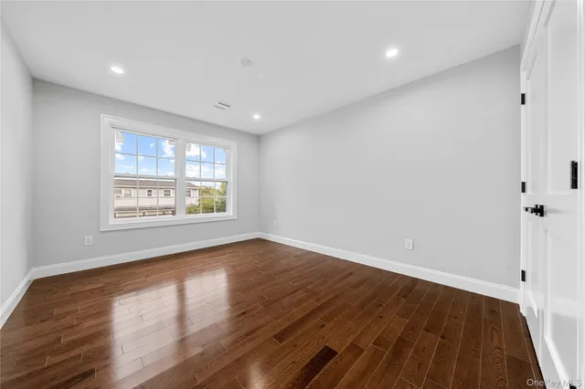 $1,550,000 | 71 Cedar Street, Hicksville, NY 11801