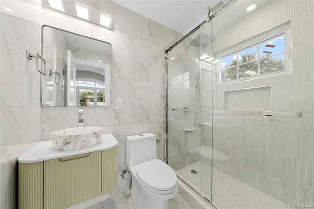 $1,550,000 | 71 Cedar Street, Hicksville, NY 11801