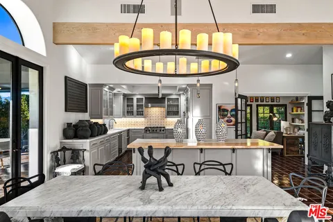 $1,350,000 | 1552 East Twin Palms Drive, Palm Springs, CA 92264