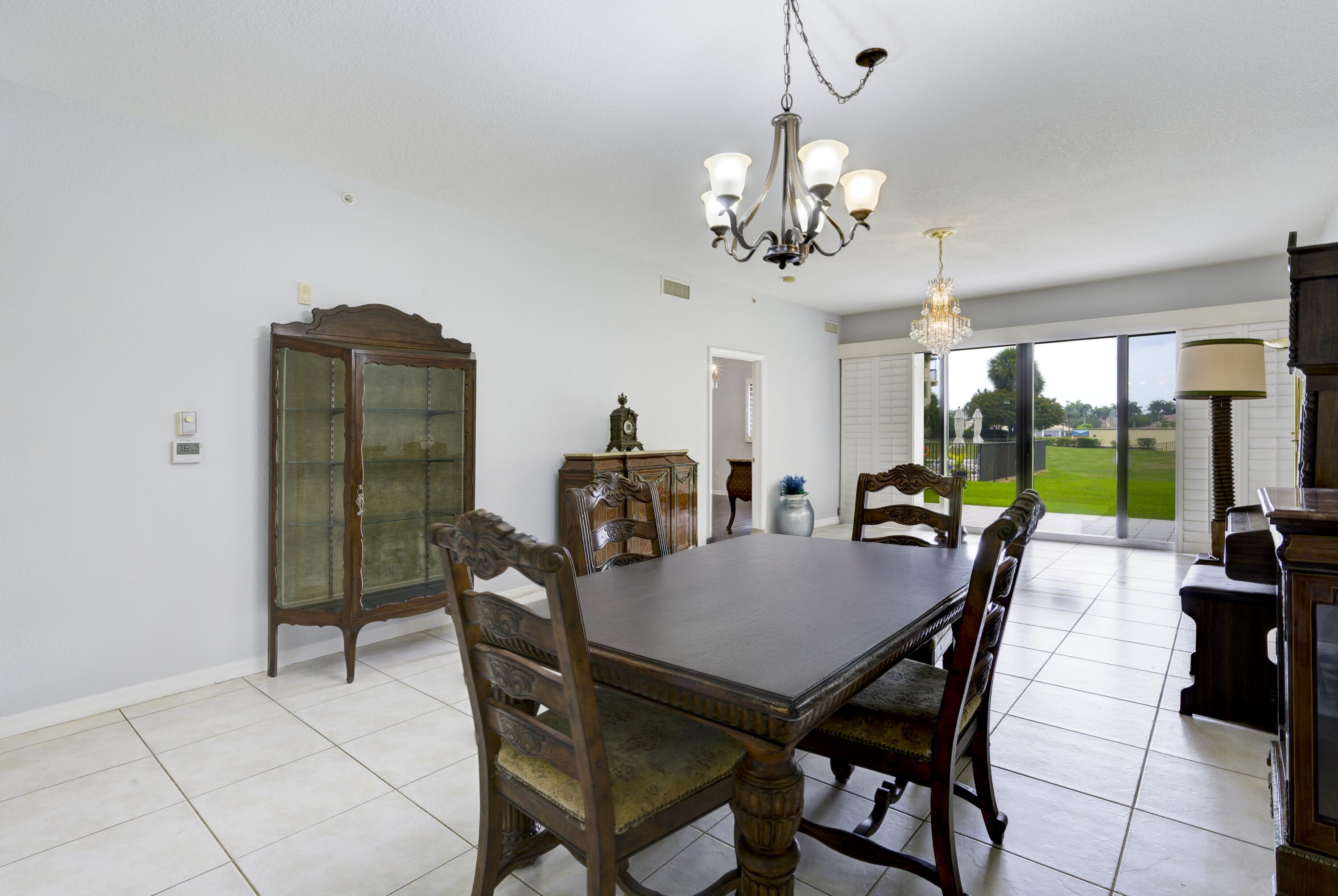 370 Golfview Road, Unit 103 North Palm Beach, FL 33408 - Photo 11 of 28 370 Golfview Rd Apt 103 North-print-015-