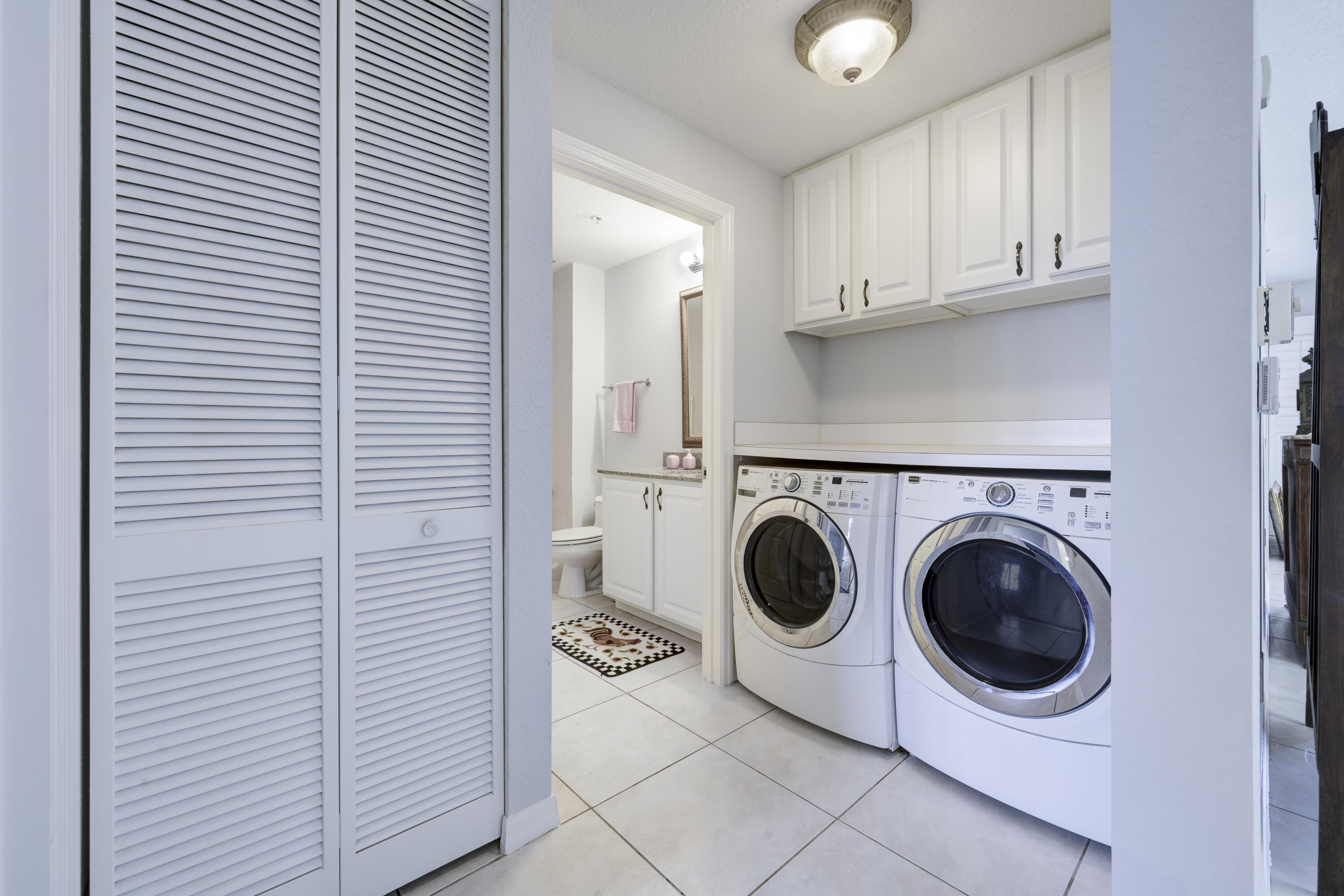 370 Golfview Road, Unit 103 North Palm Beach, FL 33408 - Photo 21 of 28 370 Golfview Rd Apt 103 North-print-011-