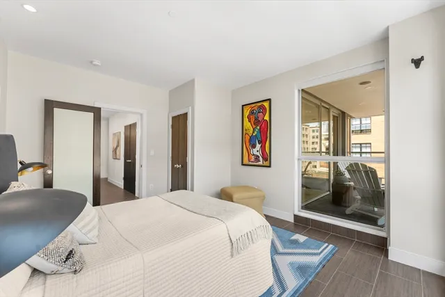 $1,645,000 | 101 Broad Street, Unit 8B, Boston, MA 02110