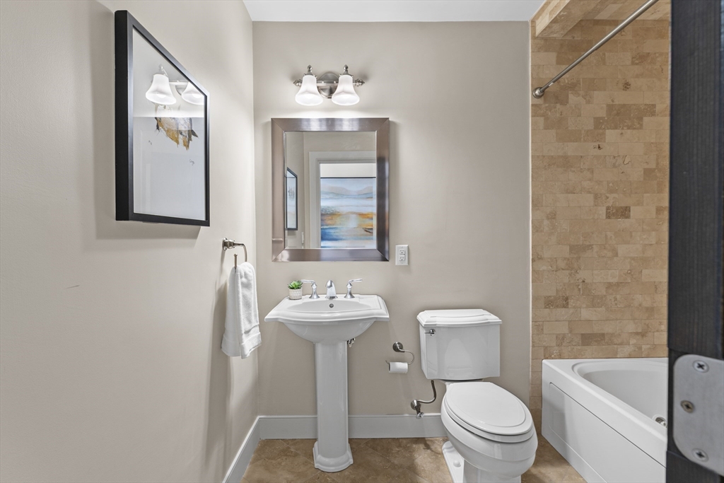 101 Broad Street, Unit 8B Boston, MA 02110 - Photo 21 of 38