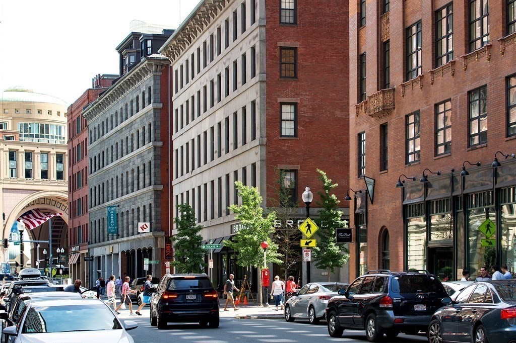 101 Broad Street, Unit 8B Boston, MA 02110 - Photo 35 of 38