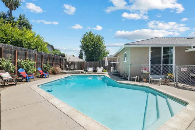 a table and chairs in the patio