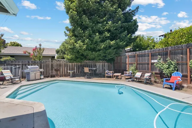 $460,000 | 1004 East A Street, Oakdale, CA 95361