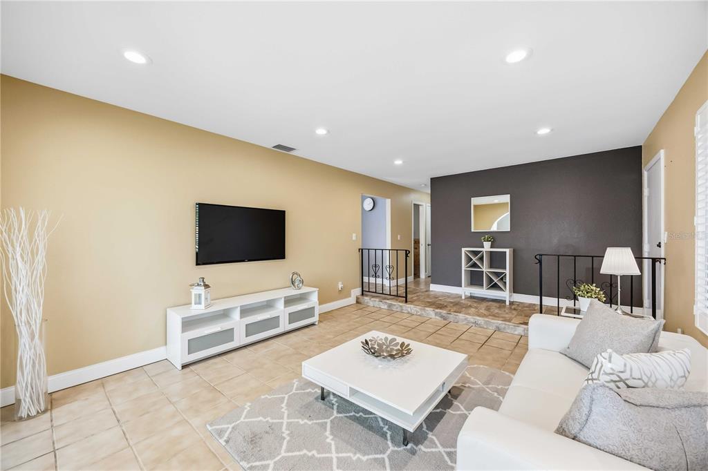 5085 Kingsley Road North Port, FL 34287 - Photo 9 of 47