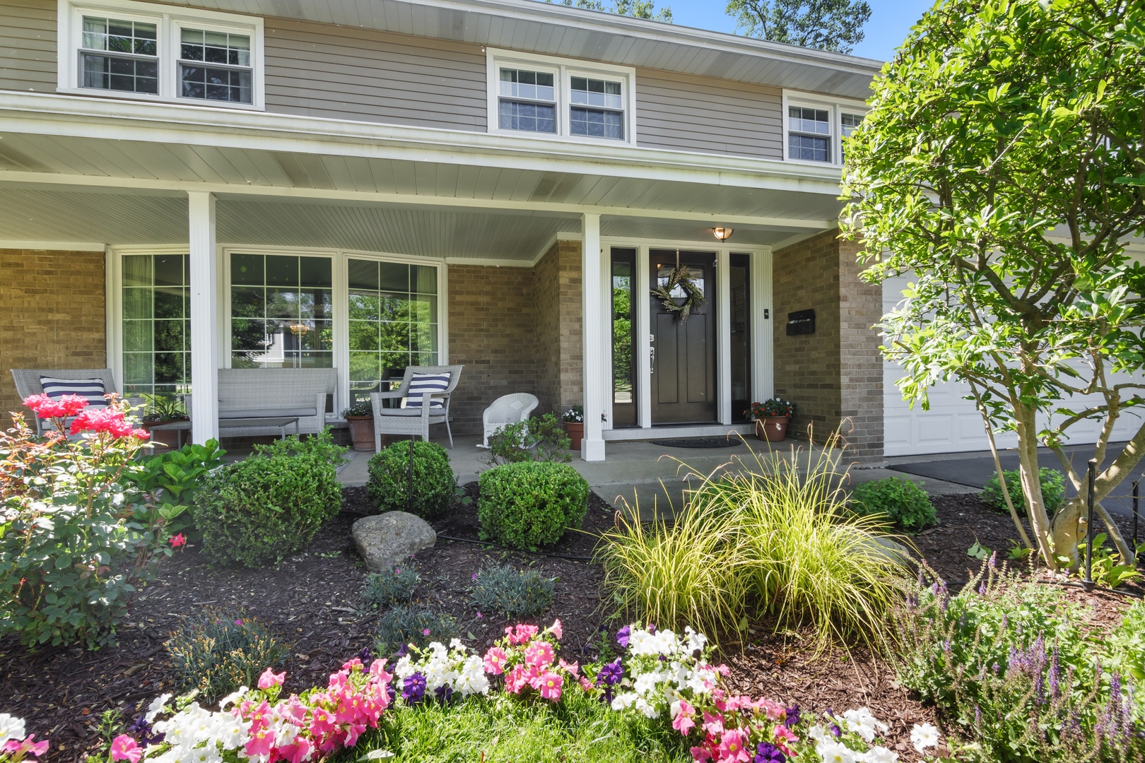 1449 Sequoia Trail Glenview, IL 60025 - Photo 2 of 18