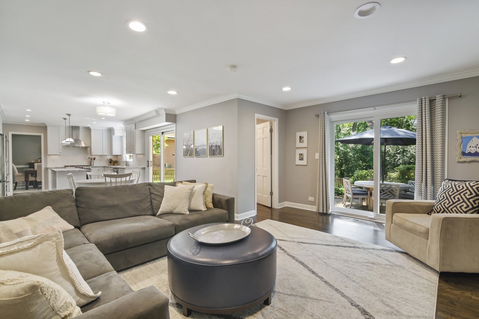 1449 Sequoia Trail Glenview, IL 60025 - Photo 8 of 18