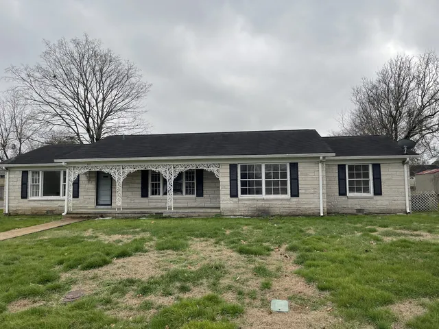 front view of house with a yard