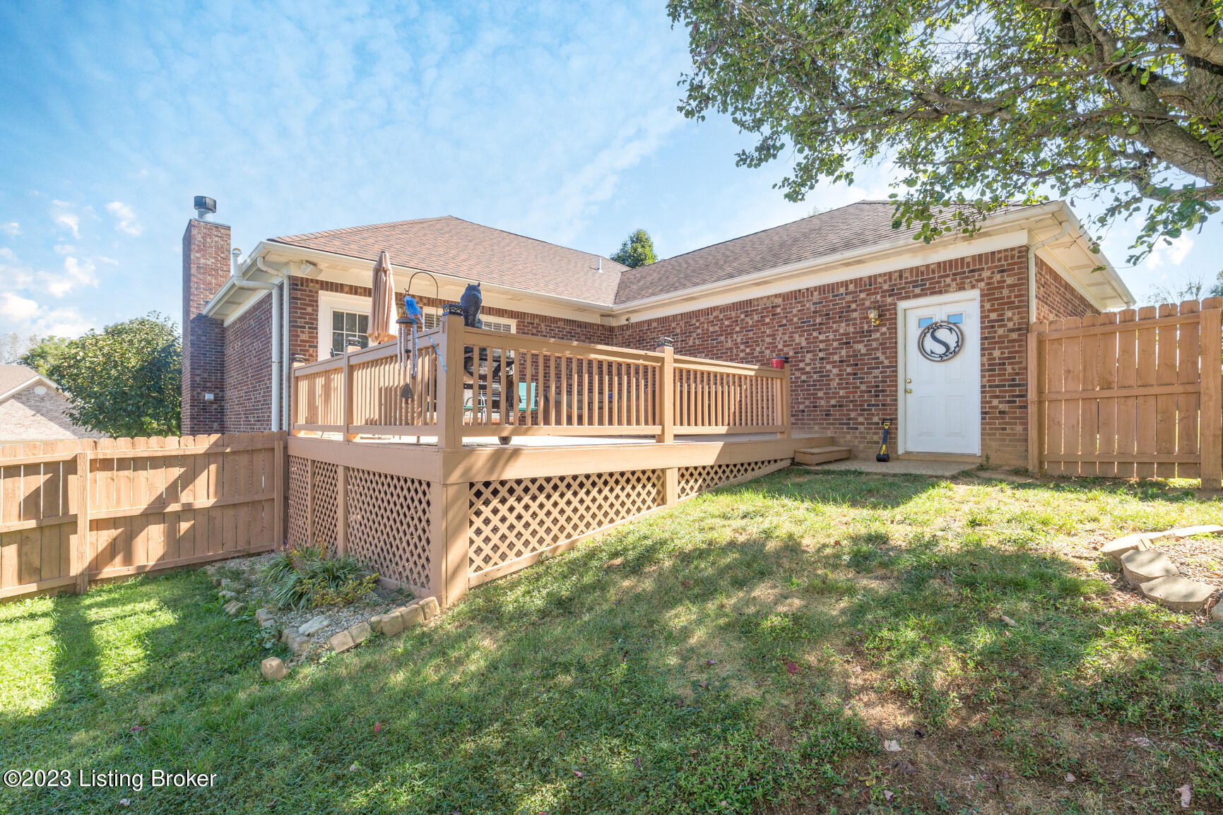 7616 Stone Ledge Road Louisville, KY 40291 - Photo 28 of 33 7616 Stone Ledge-62