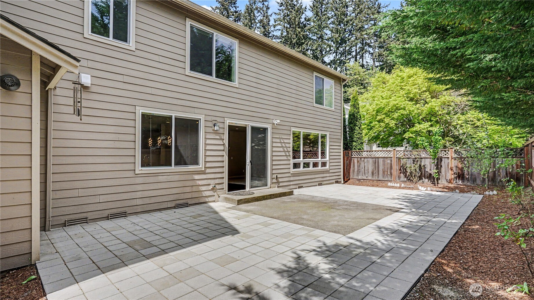 21923 37th Avenue Southeast Bothell, WA 98021 - Photo 5 of 18