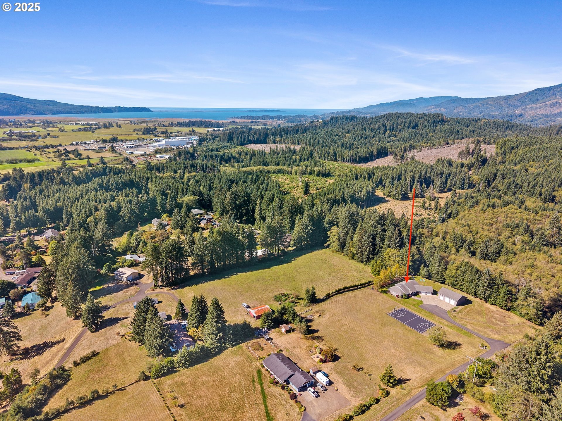 3960 Latimer Road North Tillamook, OR 97141 - Photo 6 of 38 Gallery Image 6