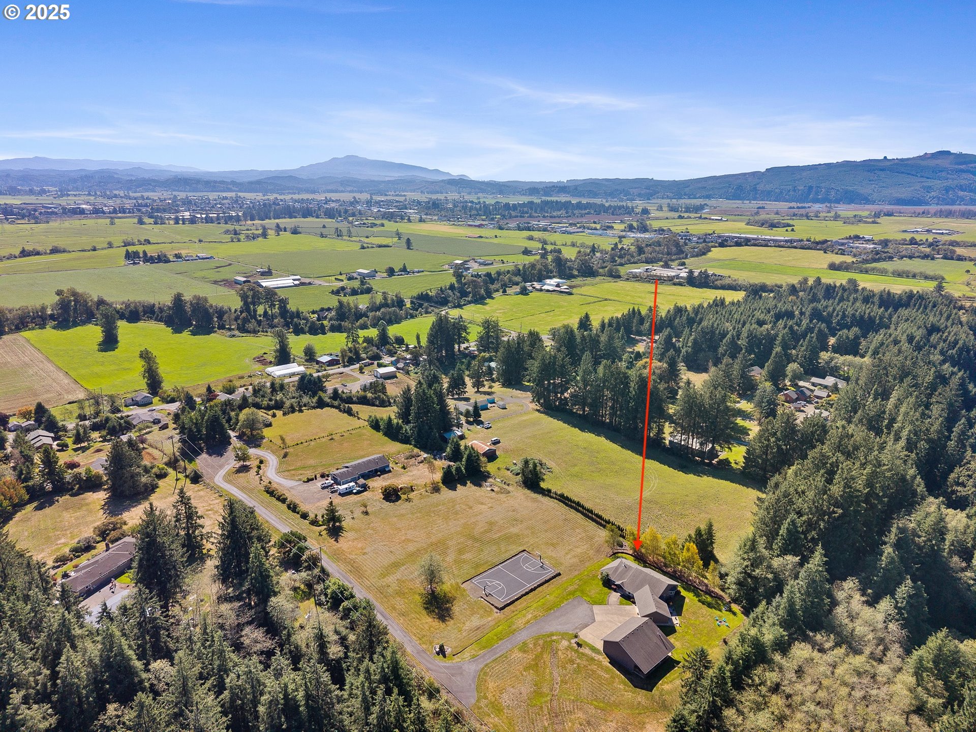 3960 Latimer Road North Tillamook, OR 97141 - Photo 7 of 38 Gallery Image 7