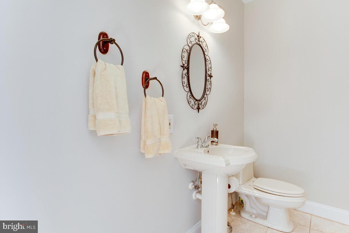 1183 Old County Road Arnold, MD 21012 - Photo 6 of 44 Main Level Half Bath