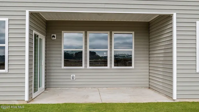 $295,990 | 1038 Queensland Lane, Ayden, NC 28513