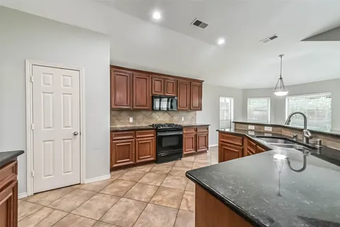 $320,000 | 15922 Azalea Shores Court, Houston, TX 77044