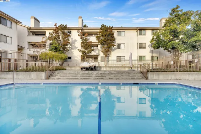 a view of building with outdoor space