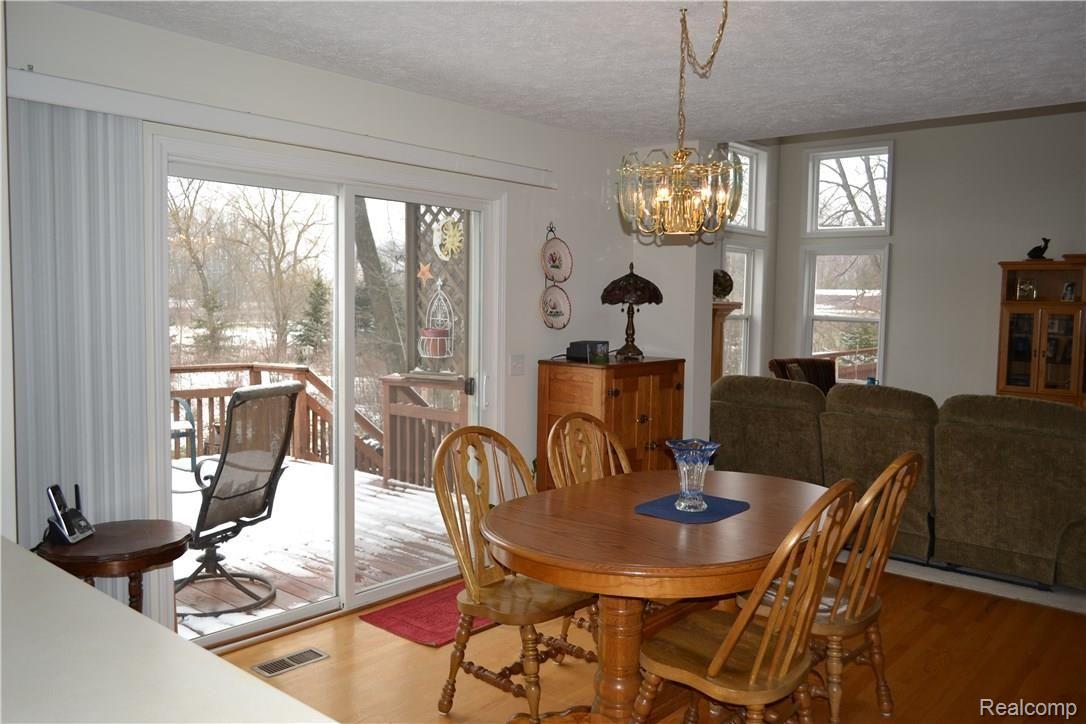 2471 Musson Road Howell, MI 48855 - Photo 8 of 28 DSC_0360.JPG