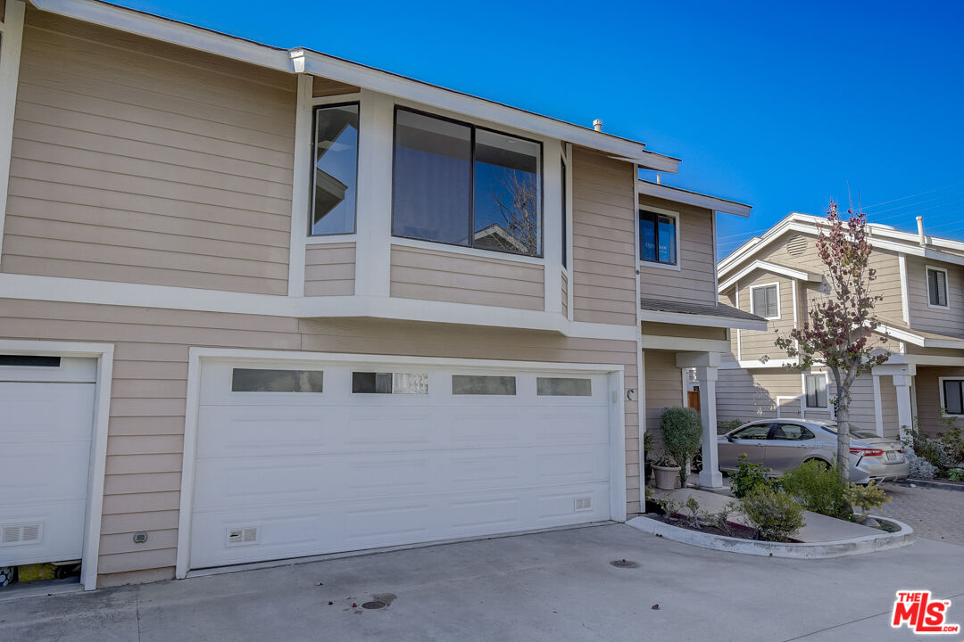 117 East Wilson Street, Unit C Costa Mesa, CA 92627 - Photo 11 of 23 a view of a house with a street