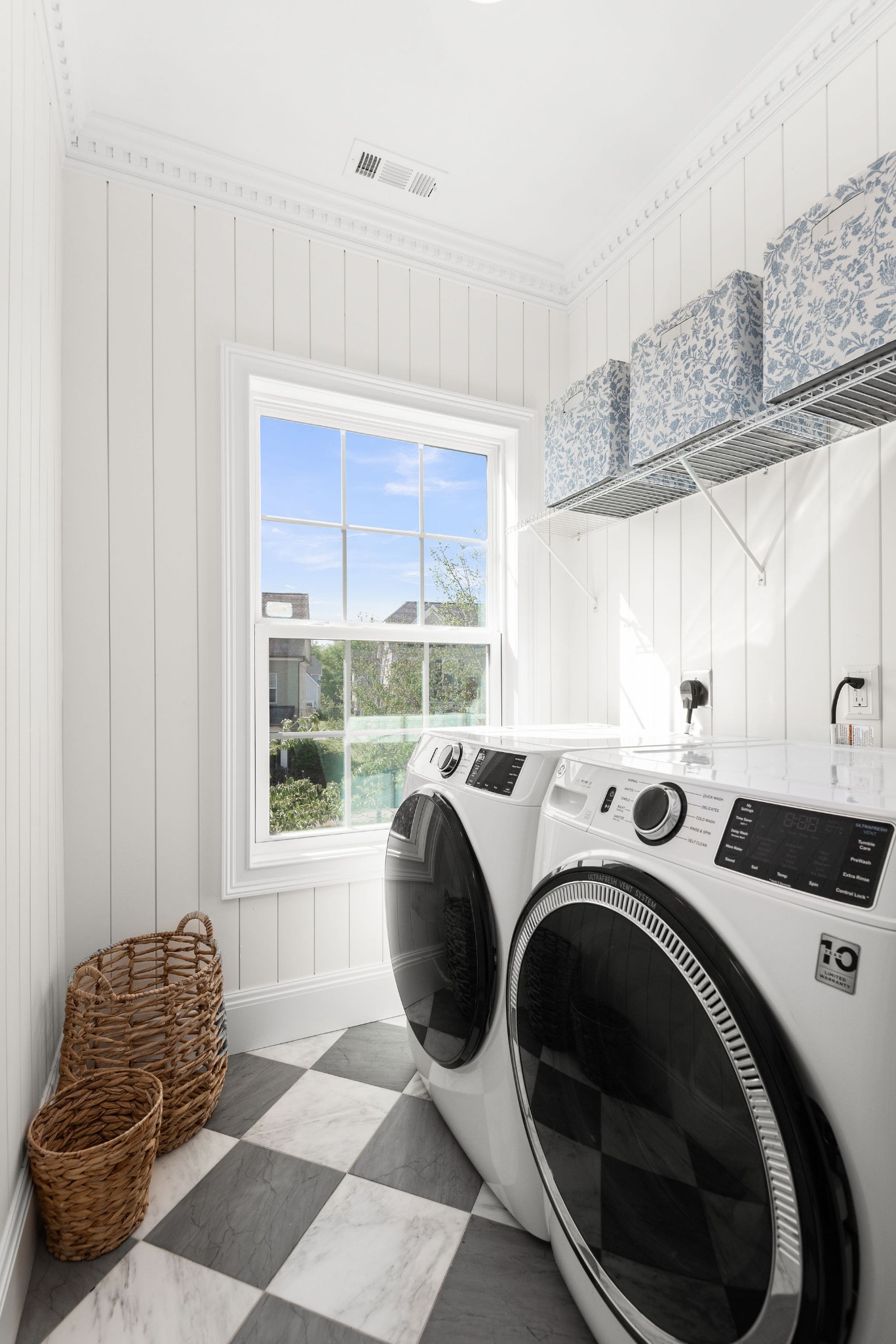 620 Streamside Lane Franklin, TN 37064 - Photo 35 of 45 a utility room with dryer and washer