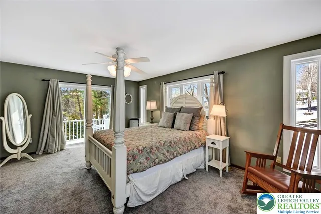 $585,000 | 116 Spyglass Hill Road, Tobyhanna, PA 18466