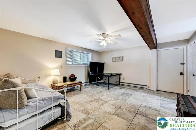 $585,000 | 116 Spyglass Hill Road, Tobyhanna, PA 18466