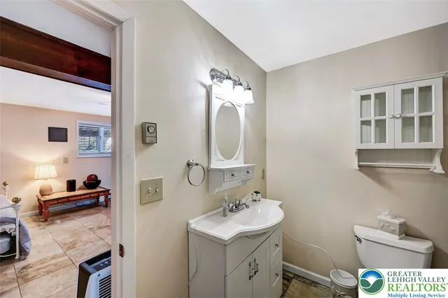 $585,000 | 116 Spyglass Hill Road, Tobyhanna, PA 18466