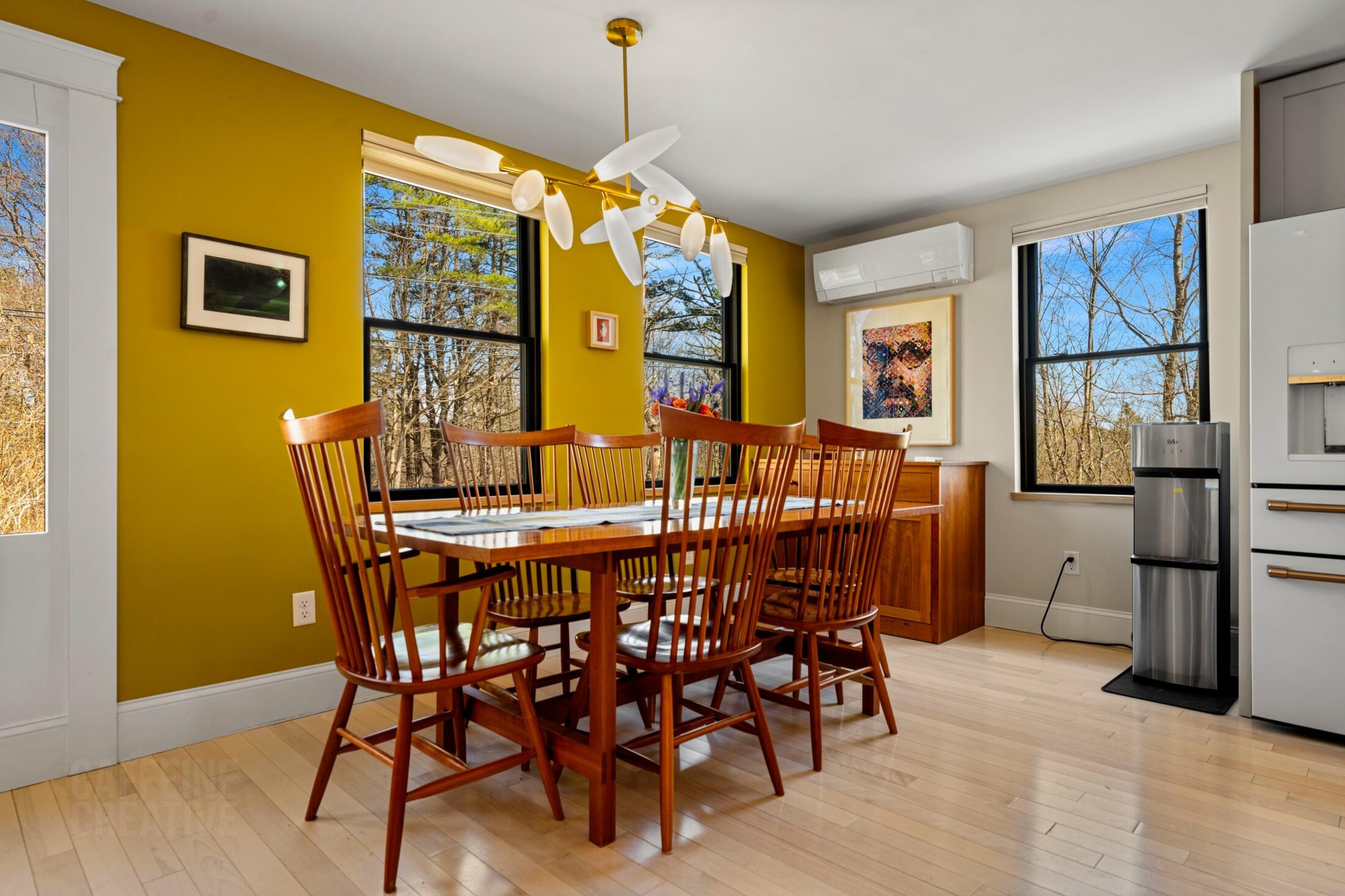 18 Greely Road Cumberland, ME 04021 - Photo 17 of 54 Dining/Kitchen