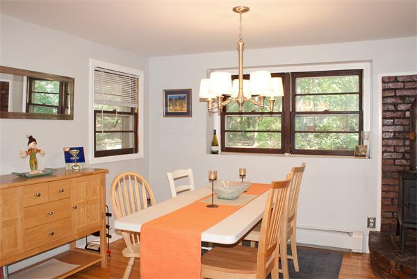 28 Coolidge Road Walpole, MA 02081 - Photo 9 of 21 Gallery Image 9