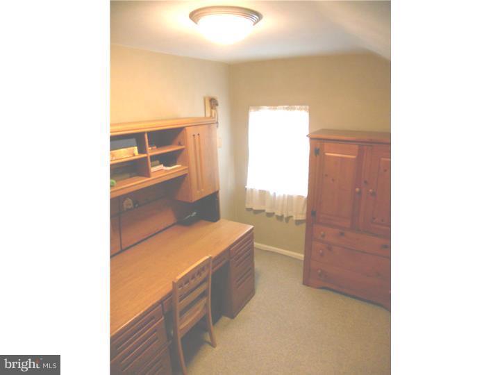 128 Redford Road Oreland, PA 19075 - Photo 15 of 25 Bedroom 3