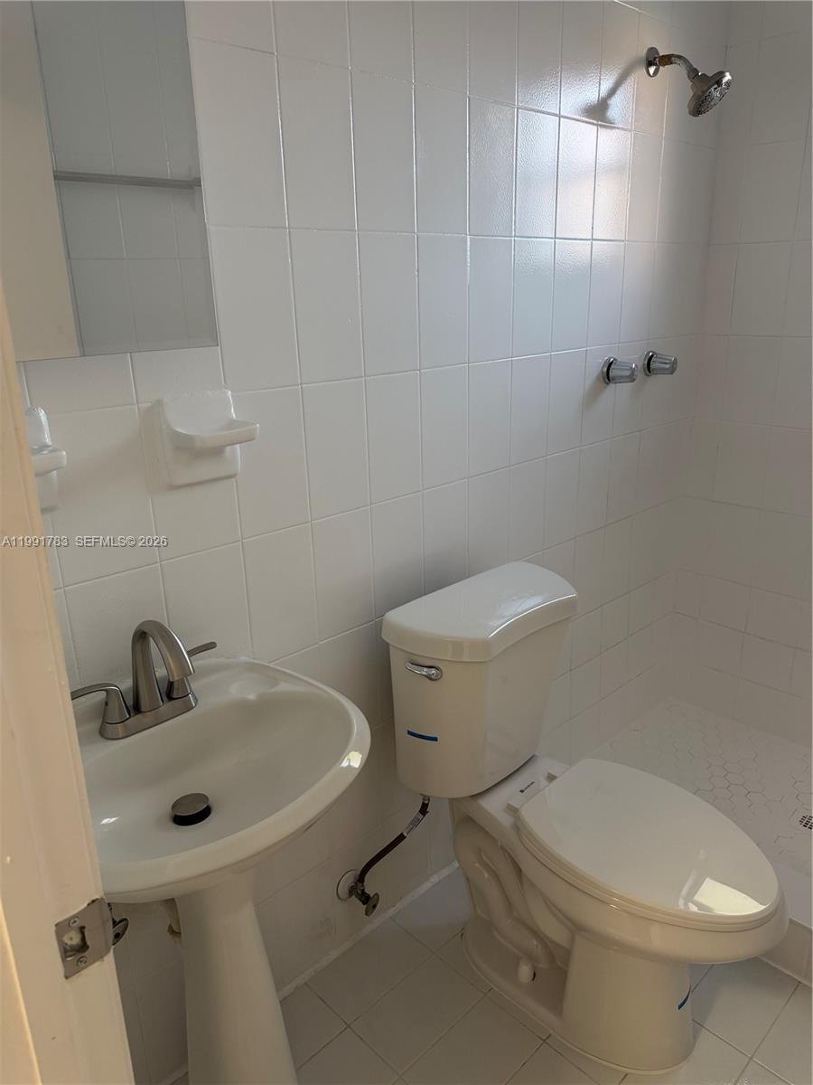1765 Southwest 21st Street, Unit 2 Miami, FL 33145 - Photo 6 of 10