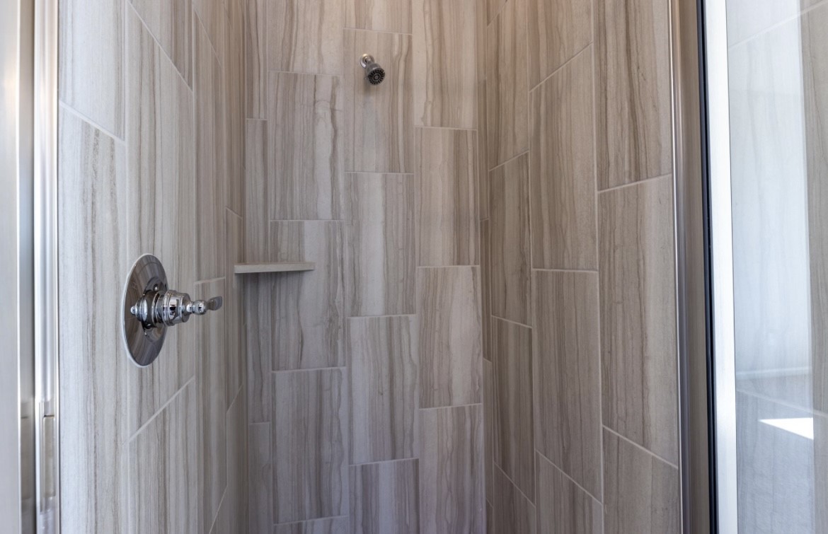 5034 Morrison Drive Manvel, TX 77578 - Photo 11 of 36 Beautiful master bath
