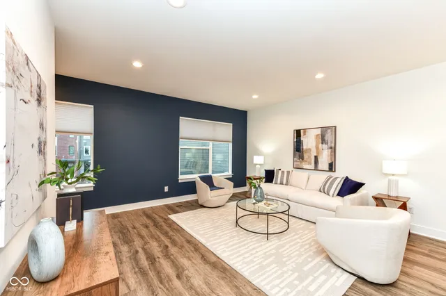 $379,900 | 1535 Tannery Way, Indianapolis, IN 46202