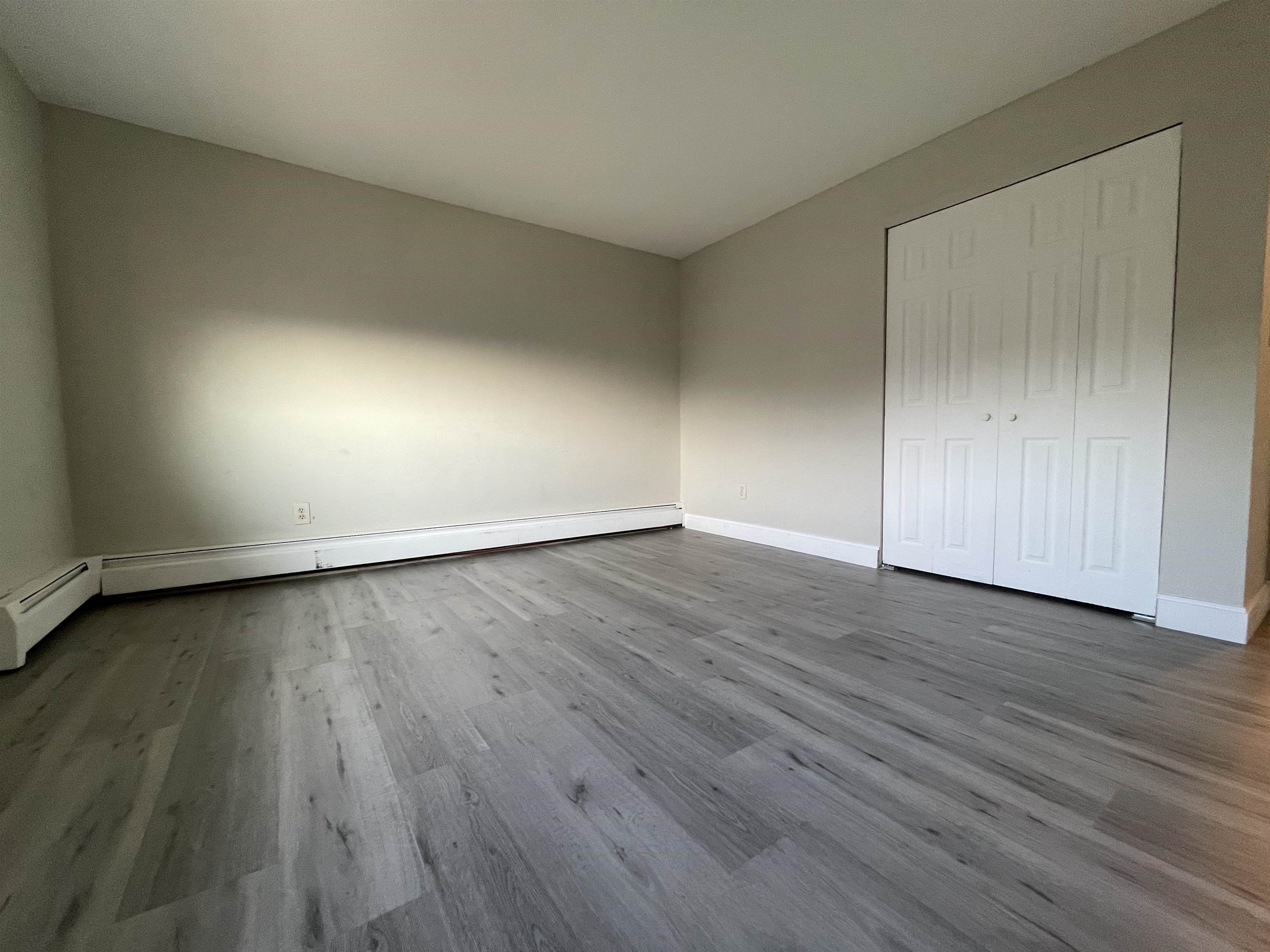 124 Mammoth Road, Unit 21 Hooksett, NH 03106 - Photo 22 of 30