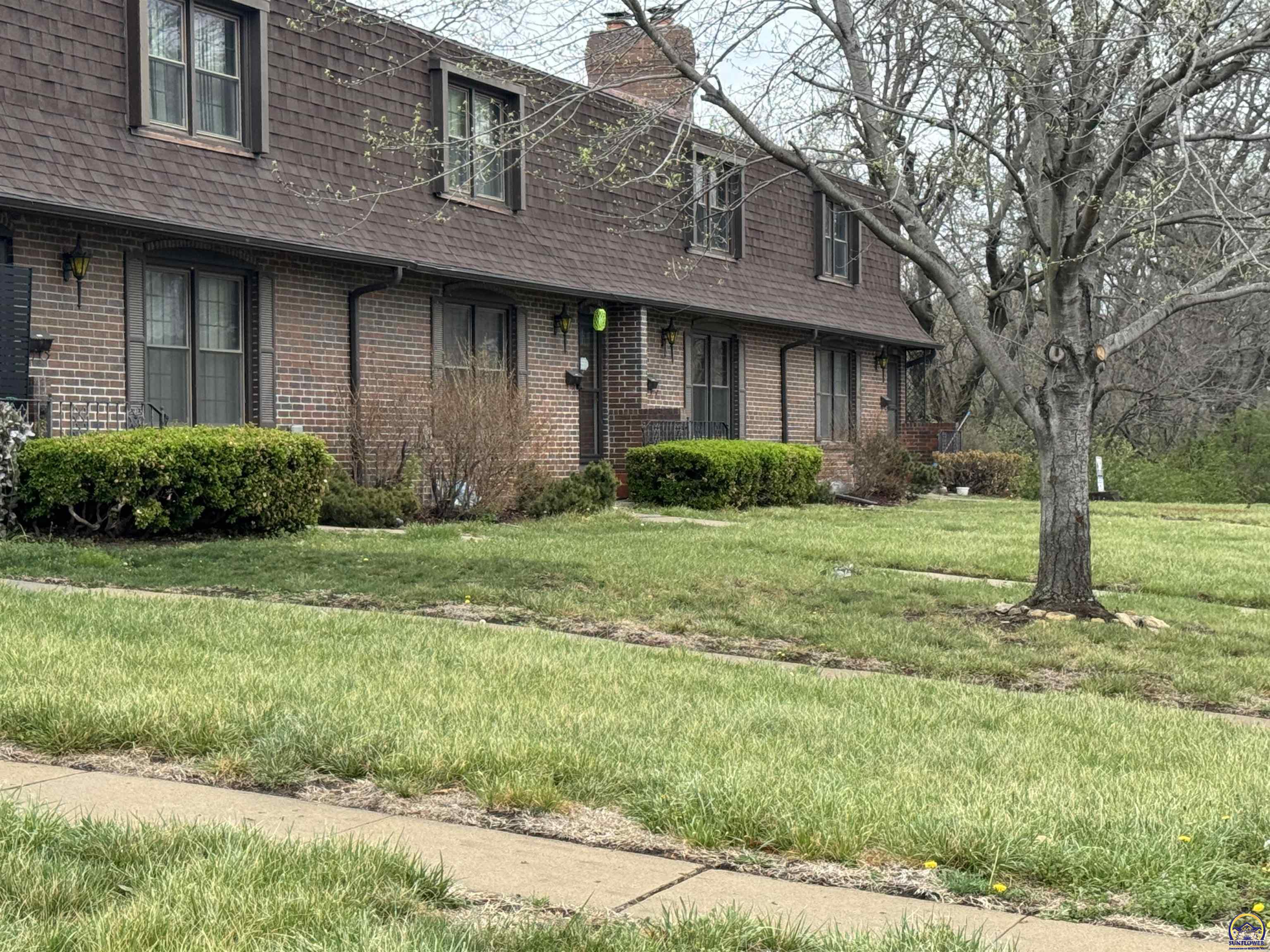 5002 Southwest 28th Street Topeka, KS 66614 - Photo 1 of 32