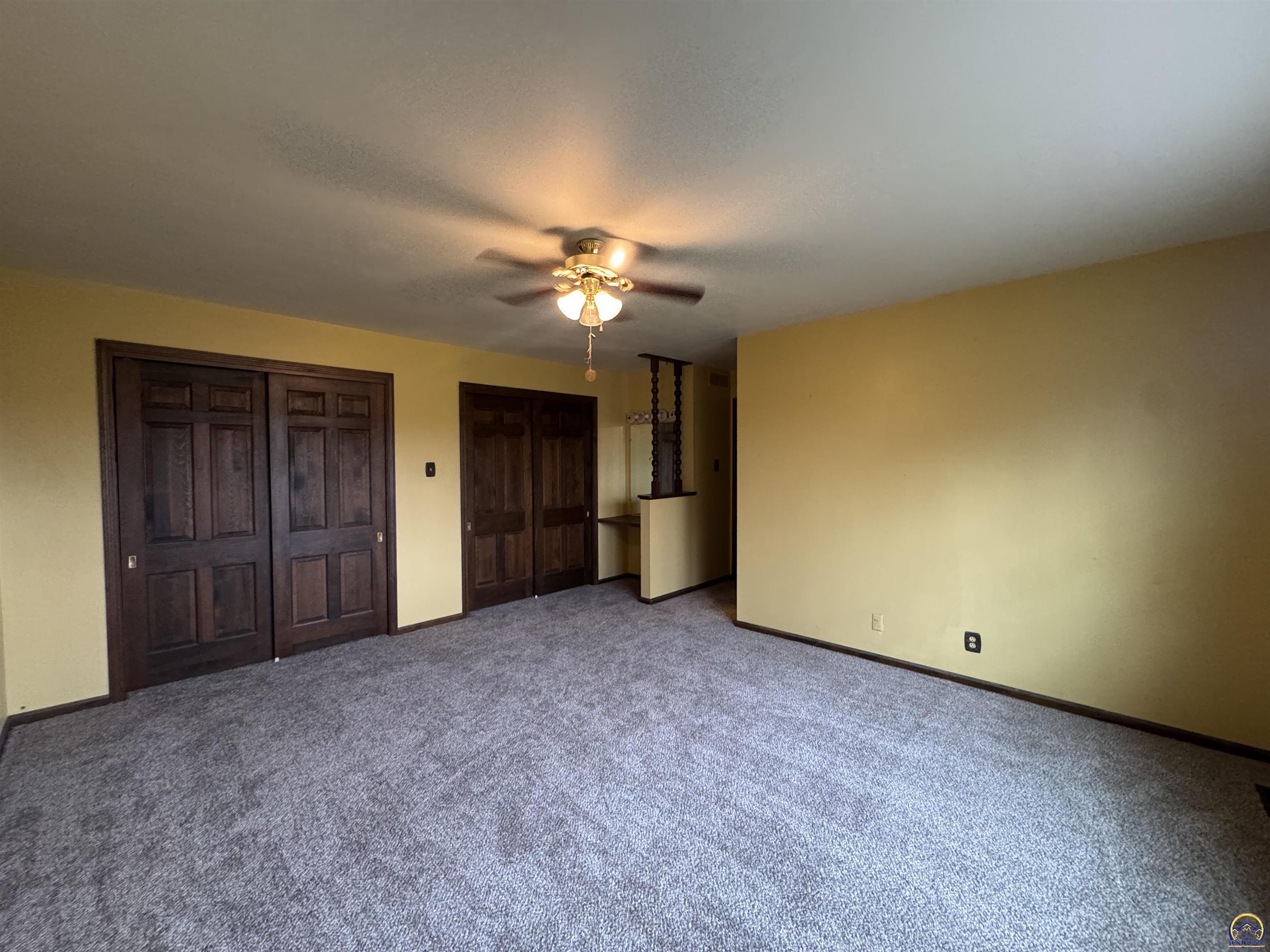 5002 Southwest 28th Street Topeka, KS 66614 - Photo 15 of 32