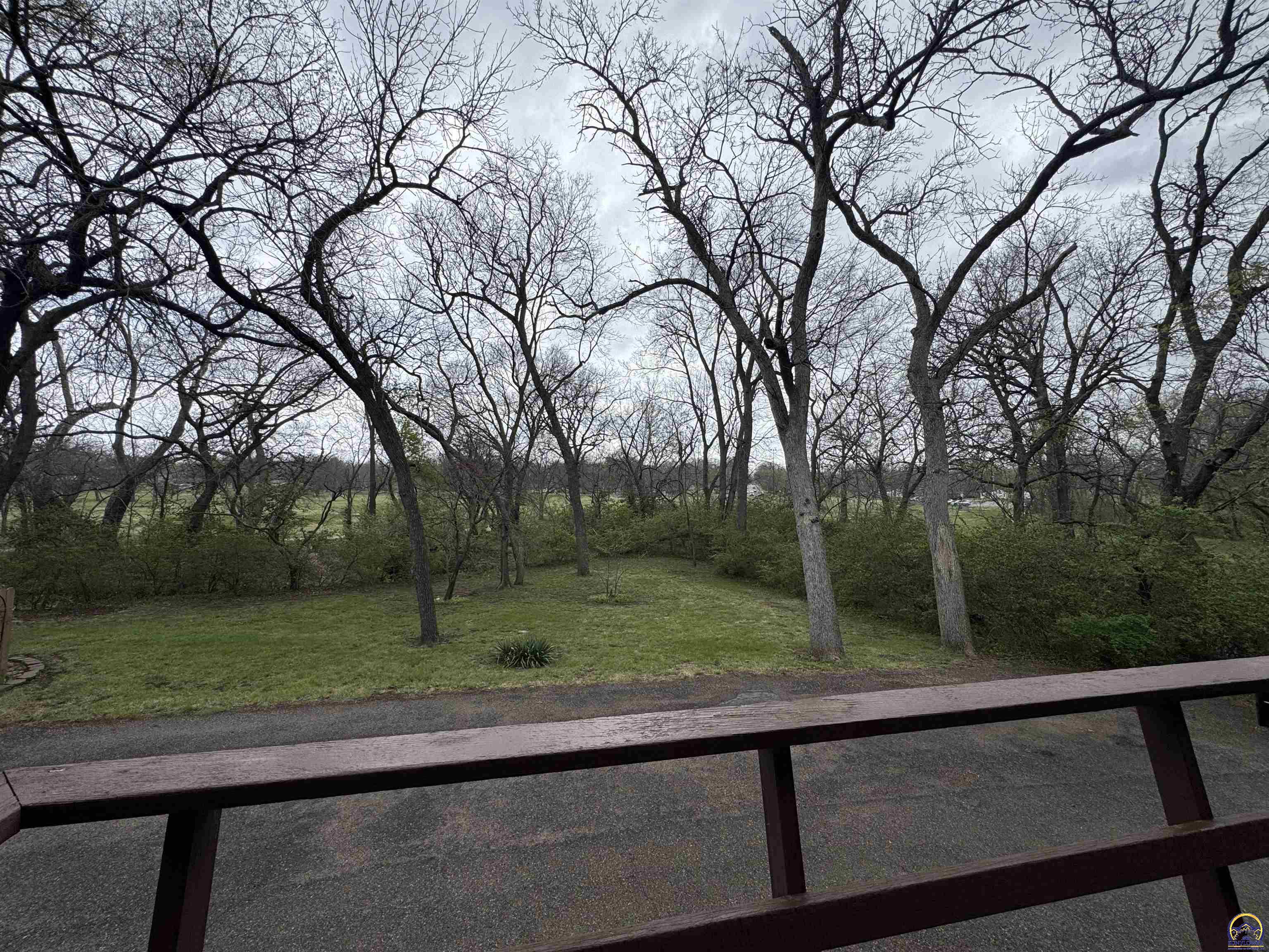 5002 Southwest 28th Street Topeka, KS 66614 - Photo 28 of 32