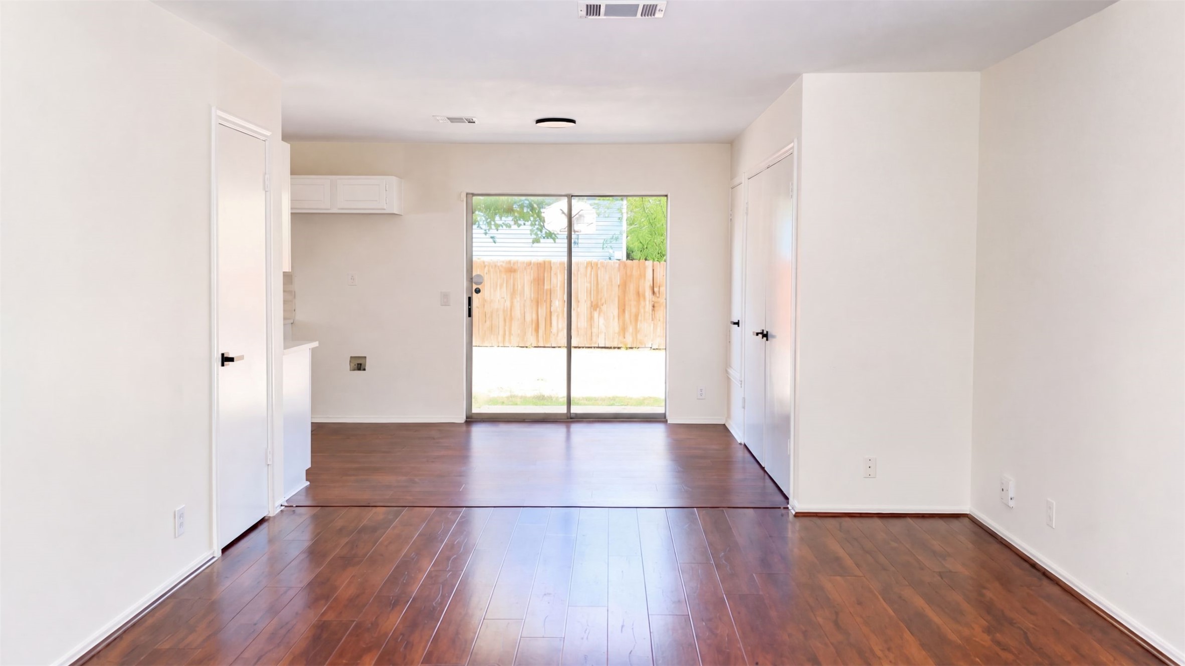 13800 Spring Heath Road Pflugerville, TX 78660 - Photo 7 of 18 Gallery Image 7