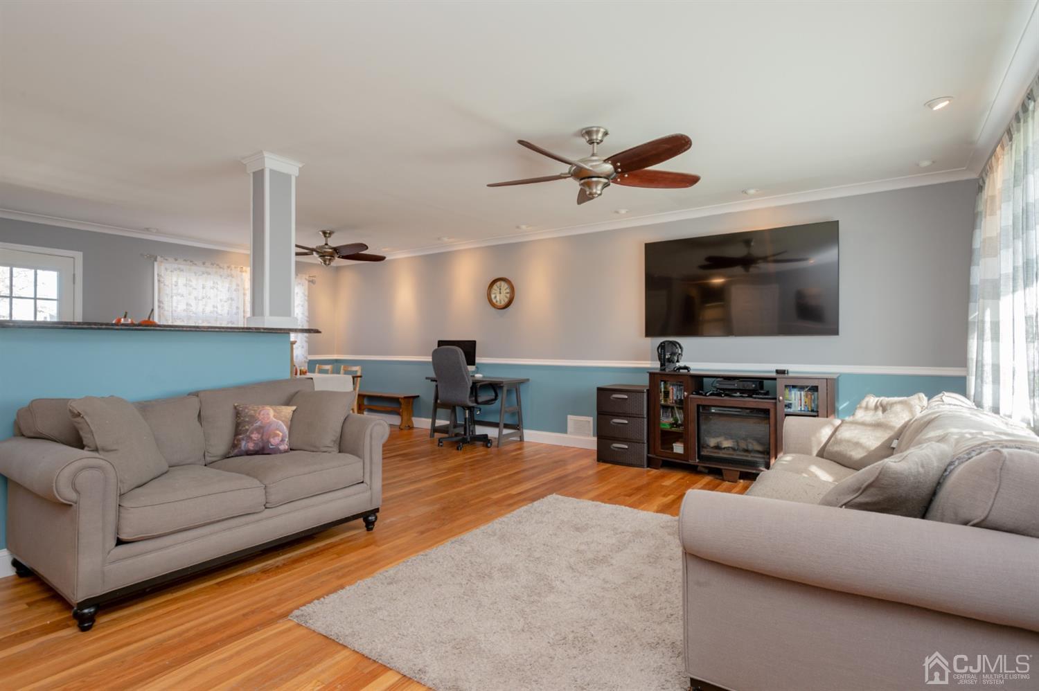 12 Alfred Way Colonia, NJ 07067 - Photo 2 of 16 Gallery Image 2