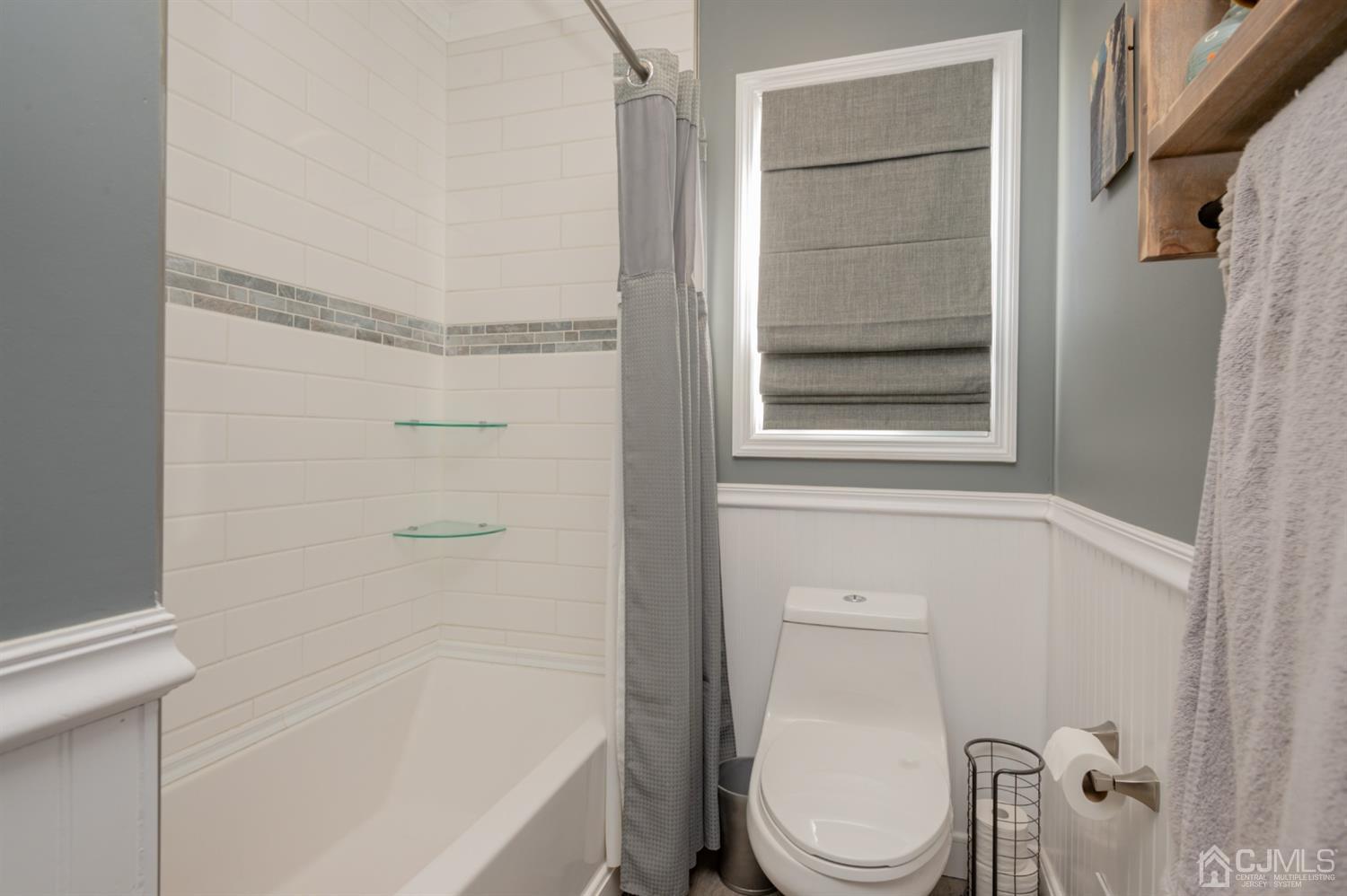 12 Alfred Way Colonia, NJ 07067 - Photo 14 of 16 Gallery Image 14