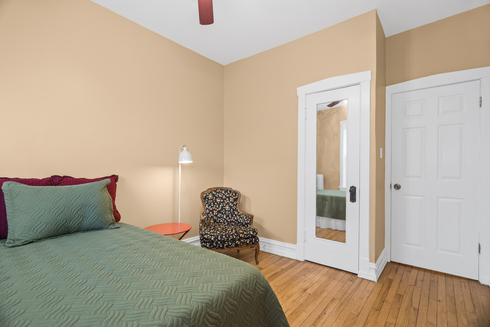 6622 North Clark Street, Unit 2D Chicago, IL 60626 - Photo 12 of 16