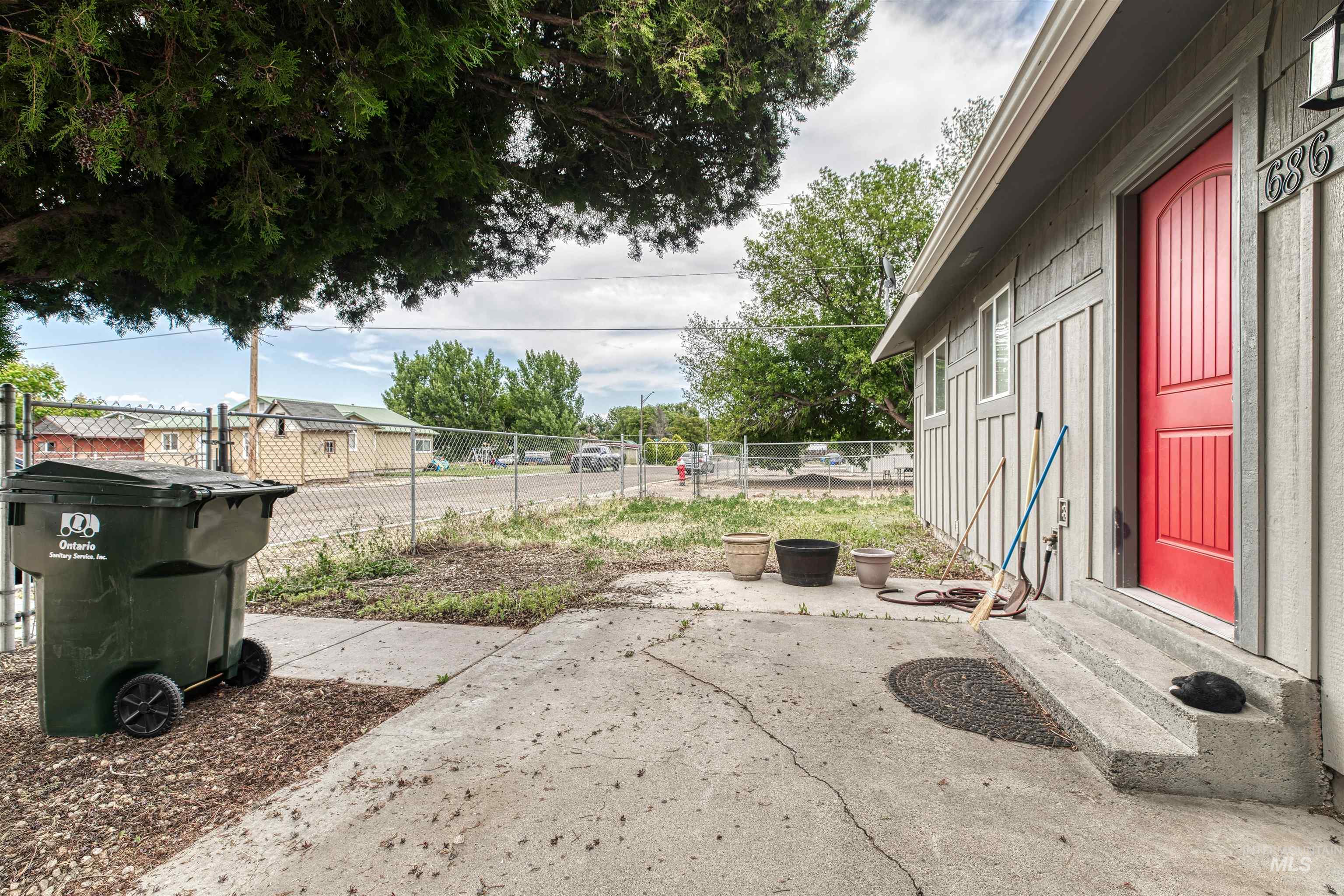 684-686 Northwest 6th Street Ontario, OR 97914 - Photo 25 of 37