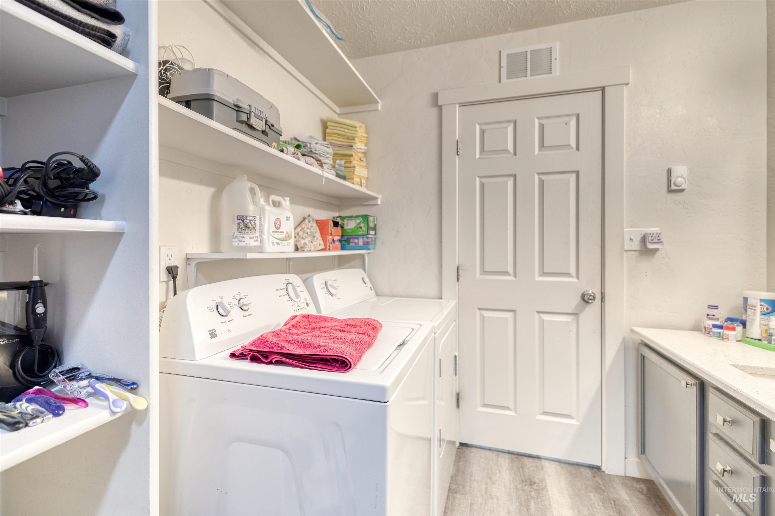 684-686 Northwest 6th Street Ontario, OR 97914 - Photo 35 of 37