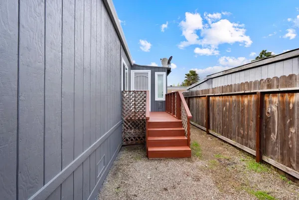 $159,900 | 4399 Aplicella Court, Unit 67, Manteca, CA 95337