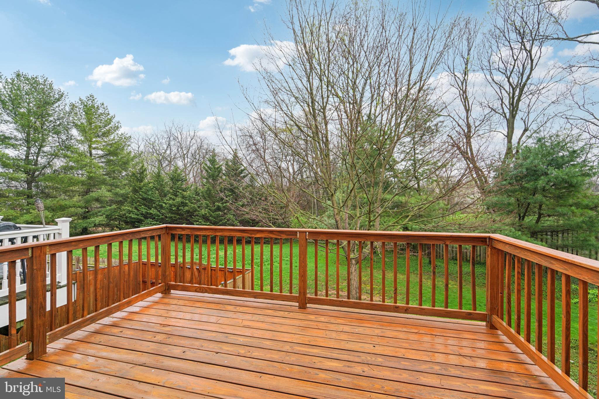 56 Victoria Square Frederick, MD 21702 - Photo 29 of 38 Deck